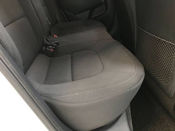Kia Rio 21 of 27