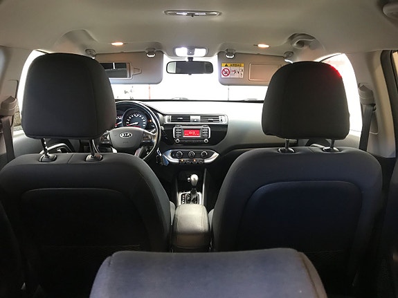 Kia Rio 22 of 27