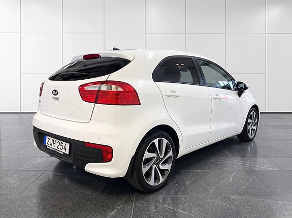 Kia Rio 3 of 27
