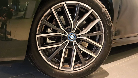 BMW 230e 2 of 5