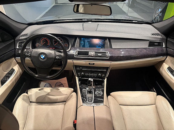 BMW 535i 12 of 16