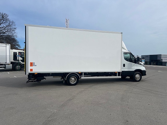 Iveco Daily 72C18 A8 Skåpbil Öppningsbarsida Fullutrustad 27 of 30