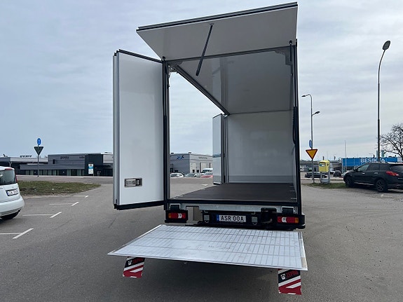 Iveco Daily 72C18 A8 Skåpbil Öppningsbarsida Fullutrustad 5 of 30