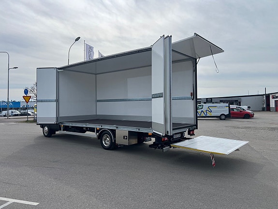 Iveco Daily 72C18 A8 Skåpbil Öppningsbarsida Fullutrustad 6 of 30