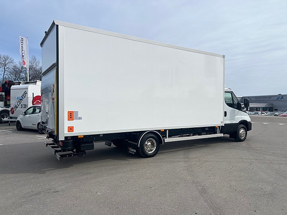 Iveco Daily 72C18 A8 Skåpbil Öppningsbarsida Fullutrustad 29 of 30