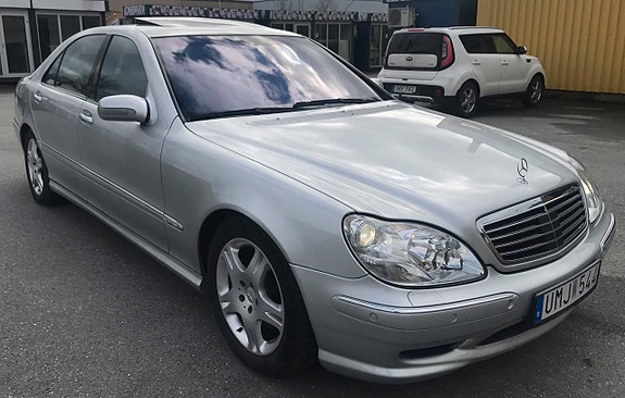 Mercedes-Benz S63 3 of 5