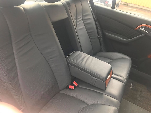 Mercedes-Benz S63 18 of 19