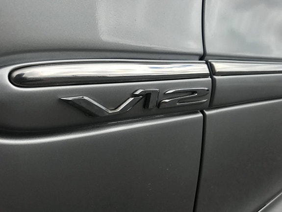 Mercedes-Benz S63 10 of 19