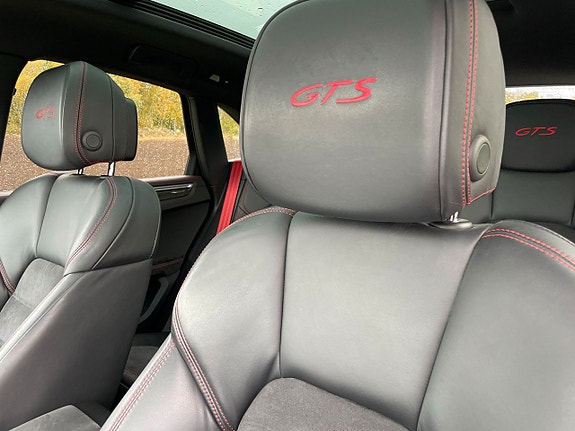 Porsche Macan GTS 11 of 13