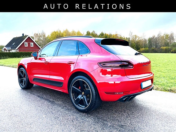 Porsche Macan GTS 3 of 13