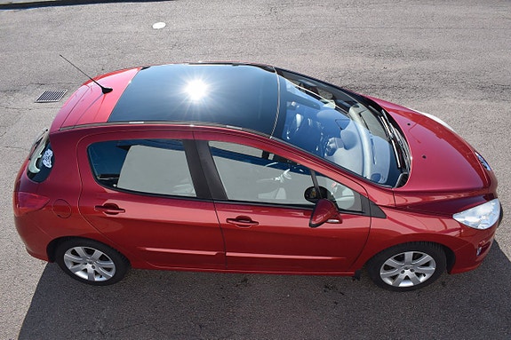 Peugeot 308 5 of 12