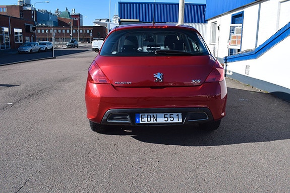 Peugeot 308 7 of 12