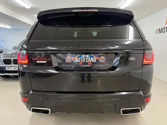 Land Rover Range Rover Sport 5 of 5