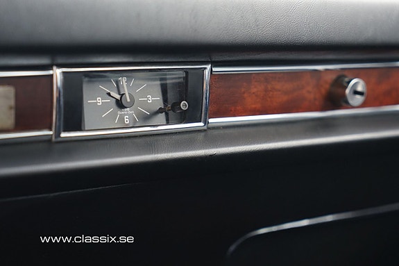 BMW 3.0SI 3 of 5
