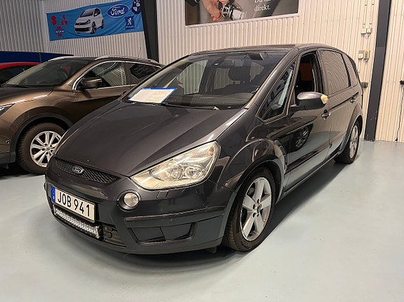 Ford S-MAX 2 of 5