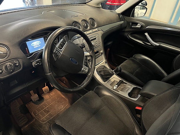 Ford S-MAX 10 of 12
