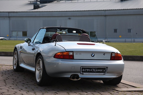BMW Z3 5 of 5