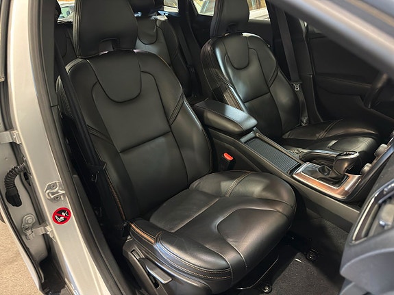 Volvo V40 Cross Country 19 of 20