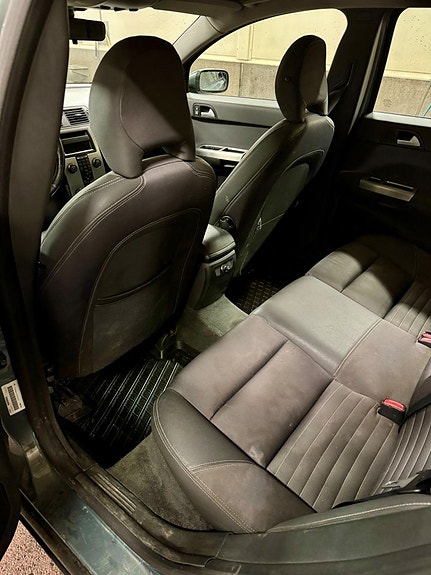Volvo V50 12 of 14