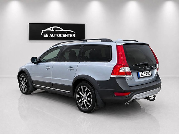 Volvo XC70 3 of 5