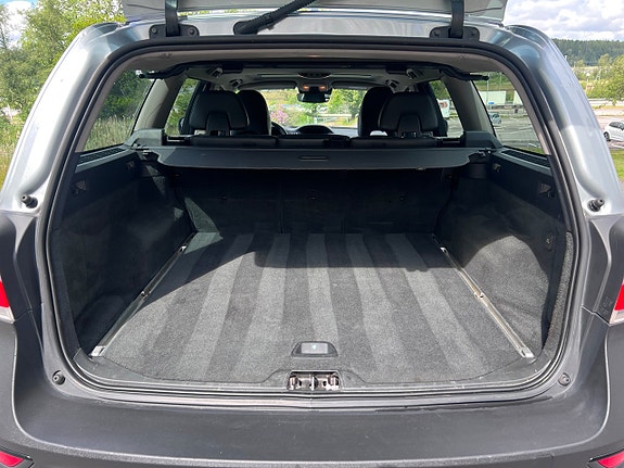 Volvo XC70 11 of 11