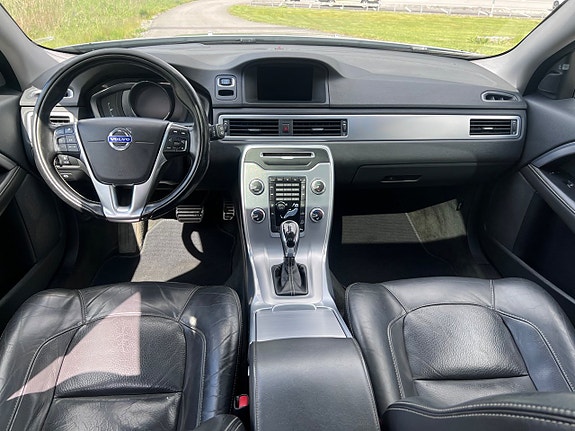 Volvo XC70 10 of 11