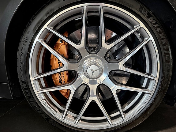 Mercedes-Benz AMG GT 63 S 23 of 24