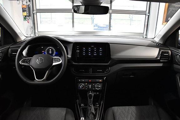 Volkswagen T-Cross 9 of 21