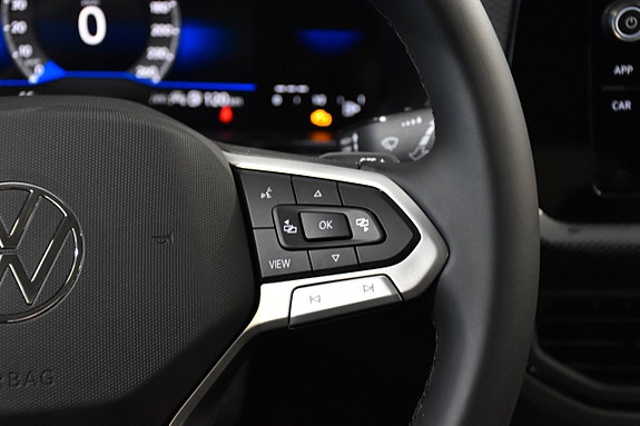 Volkswagen T-Cross 13 of 21