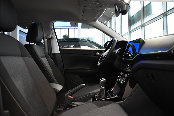 Volkswagen T-Cross 18 of 21