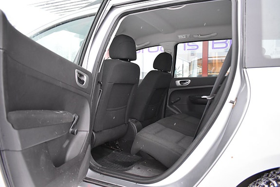 Peugeot 307 9 of 13