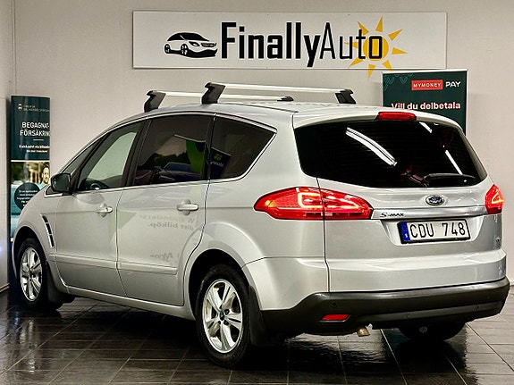 Ford S-MAX 3 of 5