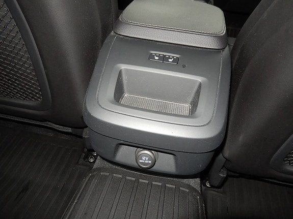 Volvo V90 16 of 24