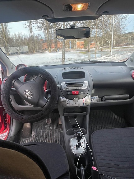 Toyota Aygo 9 of 11