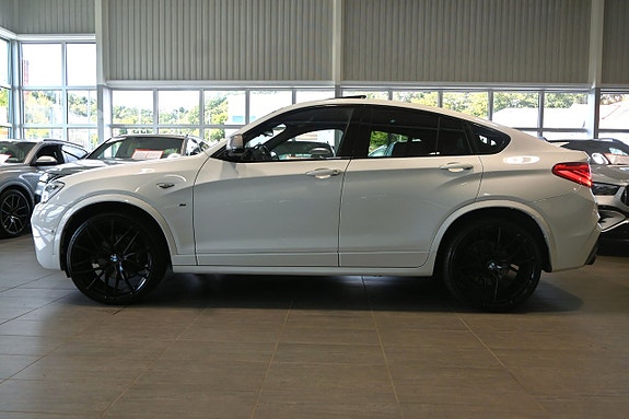 BMW X4 2 of 5