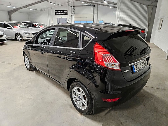 Ford Fiesta 4 of 9