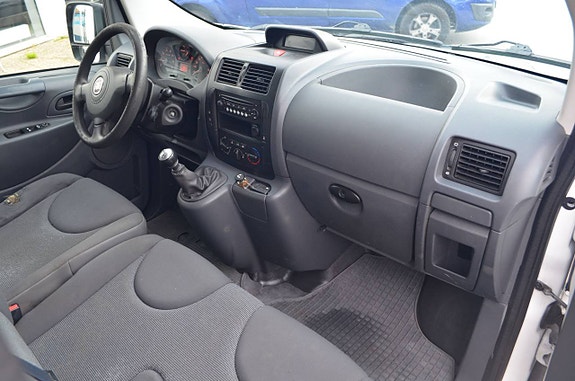 Fiat Scudo 11 of 15