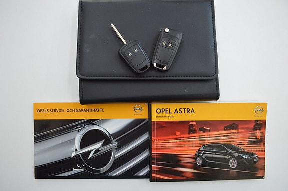 Opel Astra 22 of 22