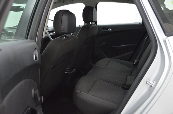 Opel Astra 9 of 22