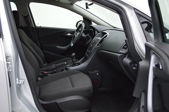 Opel Astra 8 of 22