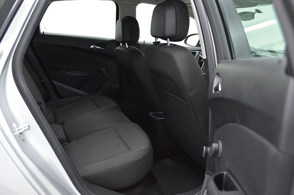 Opel Astra 10 of 22