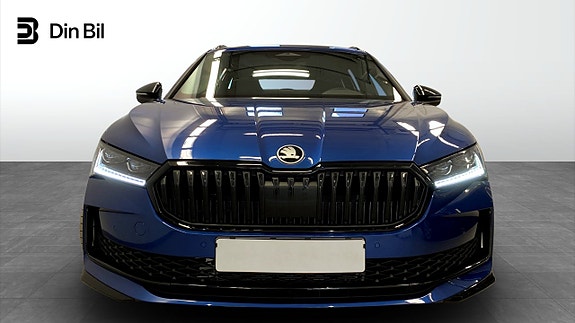 Skoda Superb 3 of 5