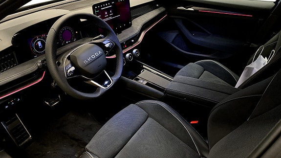 Skoda Superb 5 of 5
