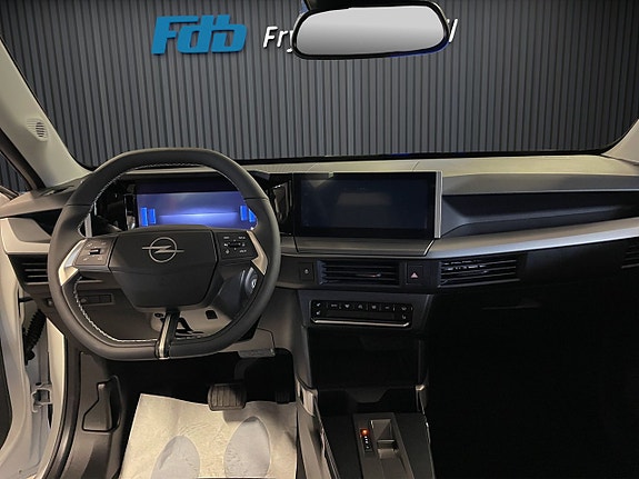 Opel Frontera 13 of 14