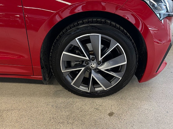 Skoda Enyaq 9 of 21