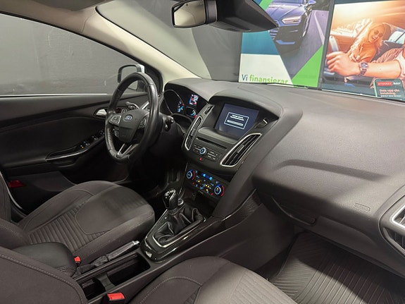 Ford Focus 15 of 19
