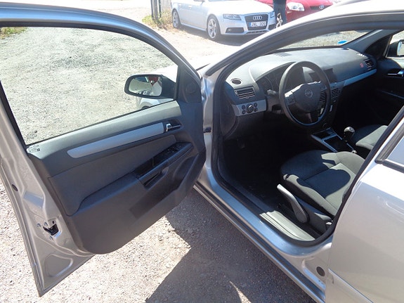 Opel Astra 7 of 20