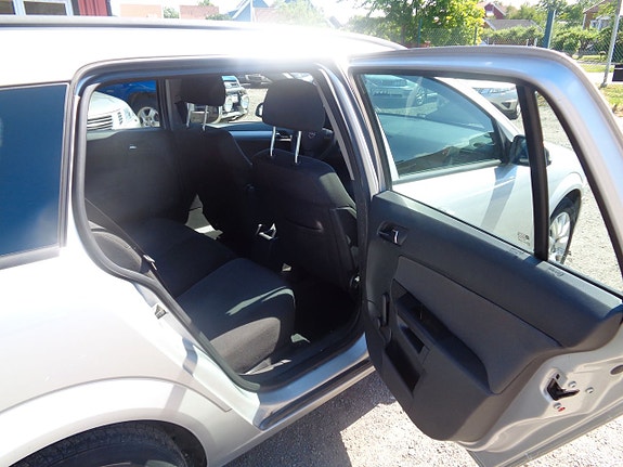 Opel Astra 16 of 20
