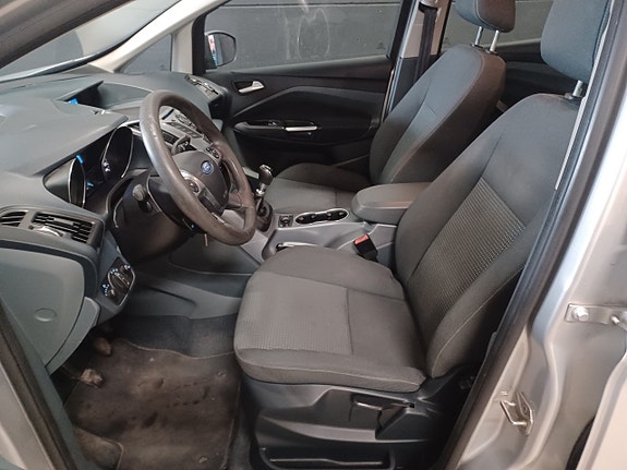 Ford C-Max 10 of 17