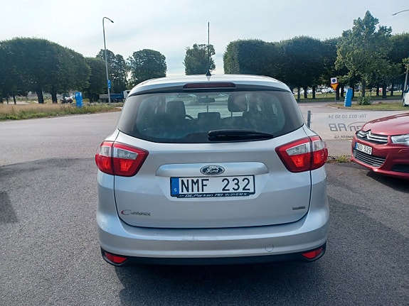 Ford C-Max 5 of 17